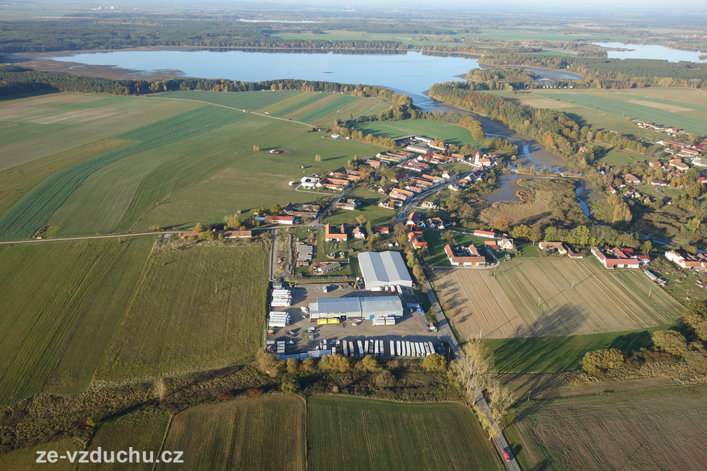 Vyjádření k záměru demolice fary a totální přestavby mostů v Dolních Slověnicích